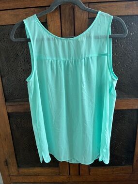 LOFT Light Aqua Sleeveless Scoop Neck Tank